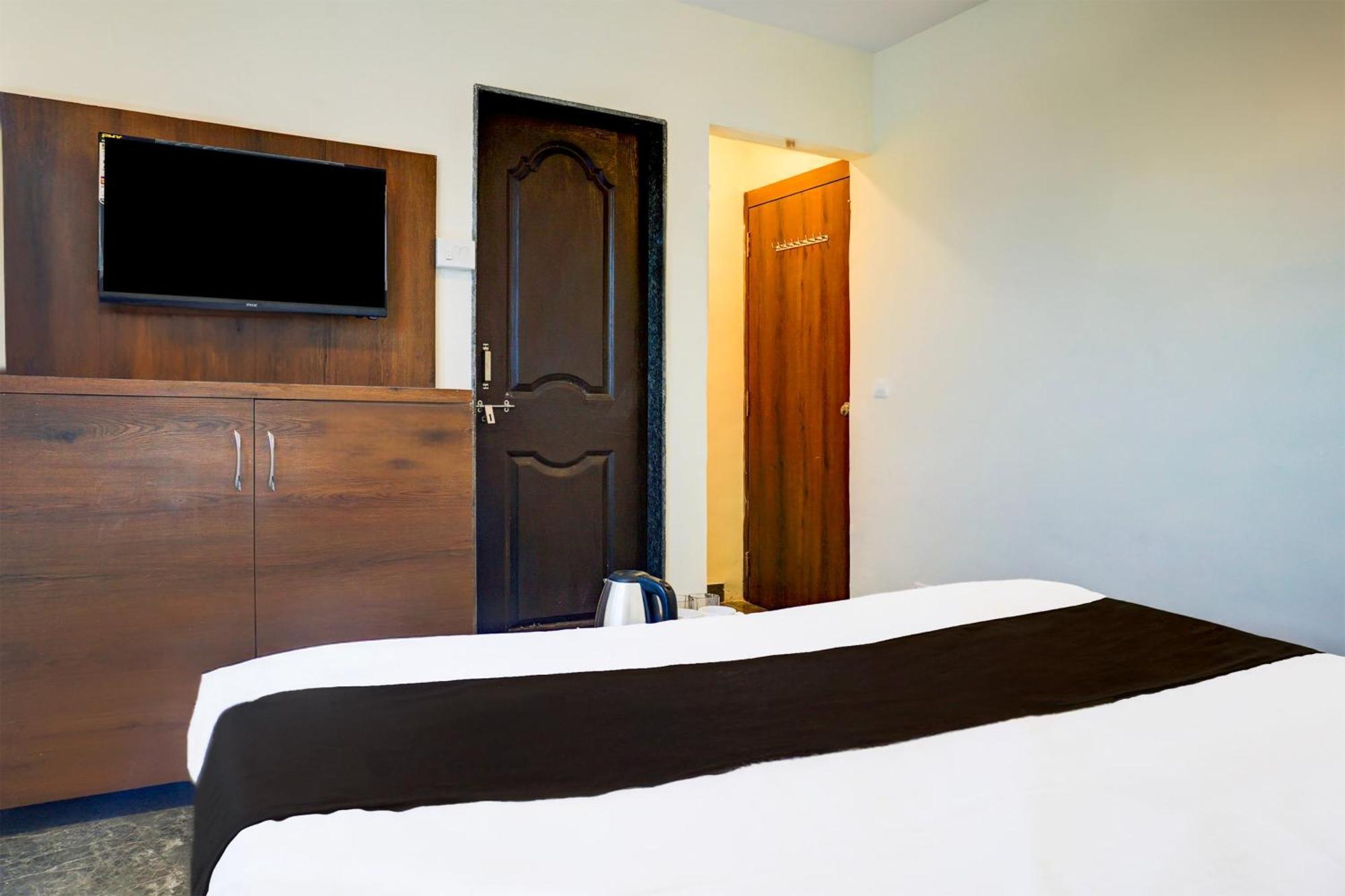 Hotel O Fortune Inn Alandi Buitenkant foto