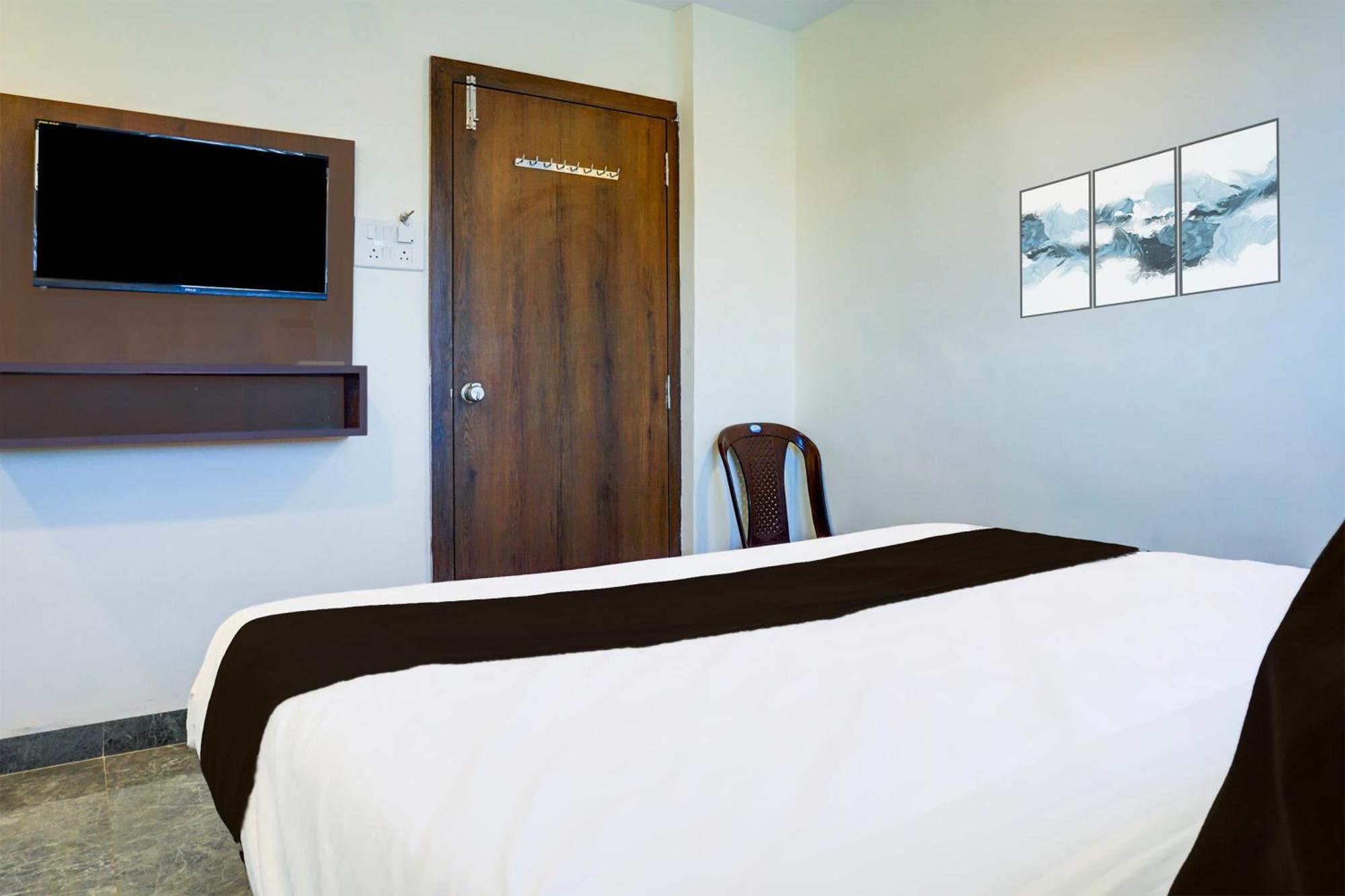 Hotel O Fortune Inn Alandi Buitenkant foto